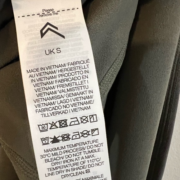 NWT Oner Active SoftMotion Straight Leg Leggings Size Small - Picture 11 of 13